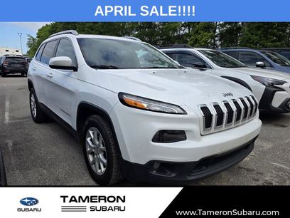 Used 2018 Jeep Cherokee Latitude Plus w/ Comfort/Convenience Group