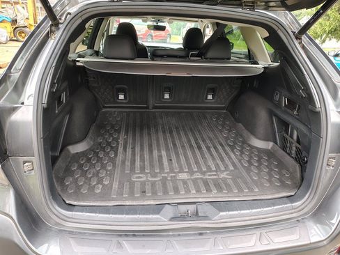 Used 2020 Subaru Outback Onyx Edition XT w/ Popular Package #2 AWD/4WD image 15