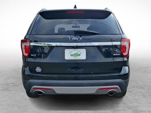 Used 2016 Ford Explorer XLT w/ Equipment Group 202A AWD/4WD image 5