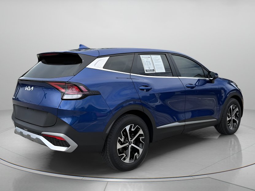 Used 2023 Kia Sportage EX FWD image 3