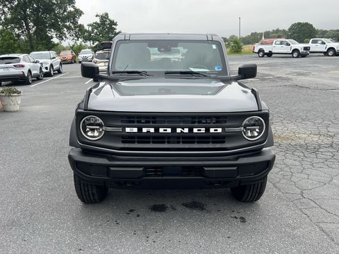 Used 2025 Ford Bronco 4-Door AWD/4WD image 3