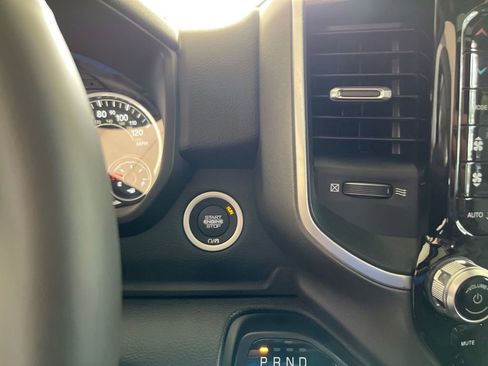 New 2022 RAM 1500 Big Horn image 39