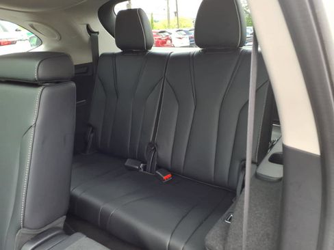 Certified 2026 Acura MDX SH-AWD w/ Advance Package image 23