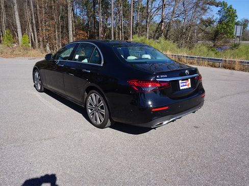 Used 2022 Mercedes-Benz E 350 Sedan image 19