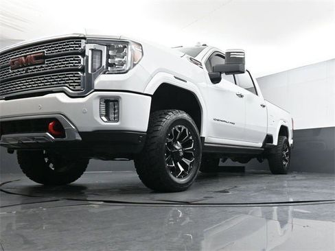 Used 2023 GMC Sierra 3500 Denali w/ Denali Ultimate Package image 41
