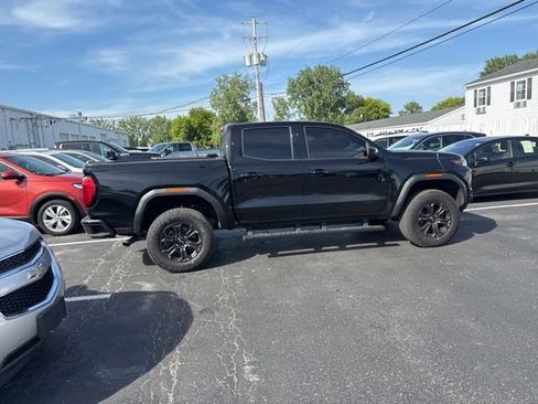 Used 2025 GMC Canyon Elevation w/ Convenience Package AWD/4WD image 4