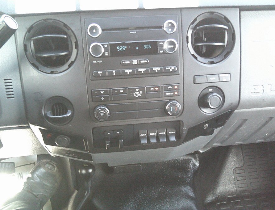 Used 2015 Ford F350 XL w/ Power Equipment Group AWD/4WD image 29