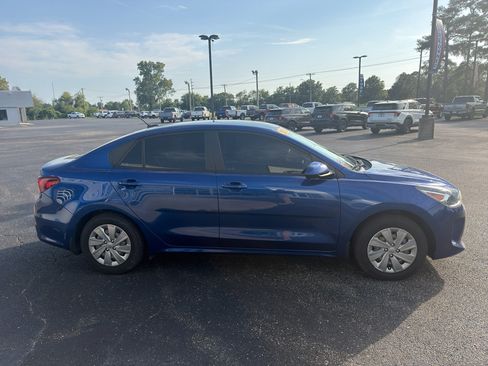 Used 2020 Kia Rio S FWD image 5