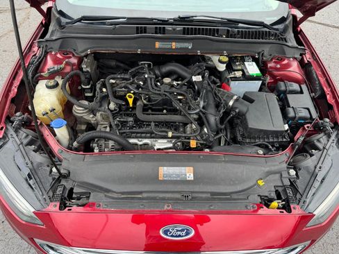 Used 2019 Ford Fusion SE w/ Equipment Group 151A FWD image 23