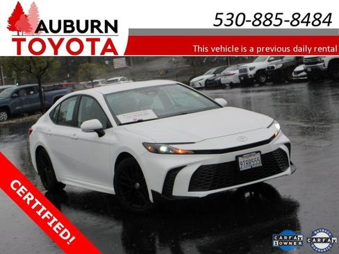 Certified 2025 Toyota Camry SE w/ Convenience Package image 1