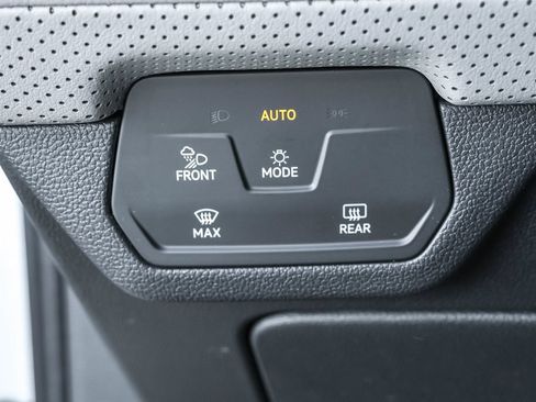 New 2026 Volkswagen Atlas Peak Edition AWD/4WD image 26
