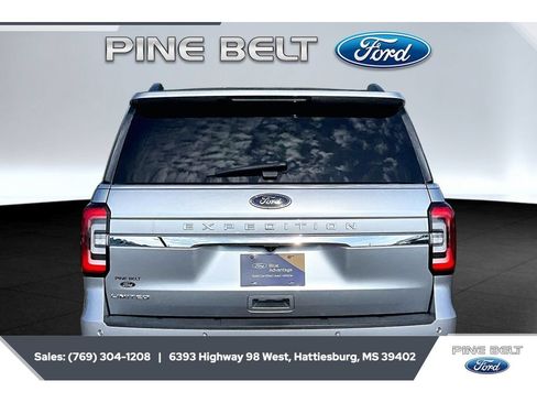 Certified 2024 Ford Expedition Limited RWD image 4