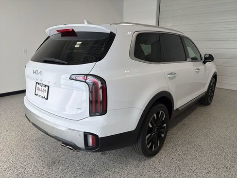Used 2023 Kia Telluride SX AWD/4WD image 3