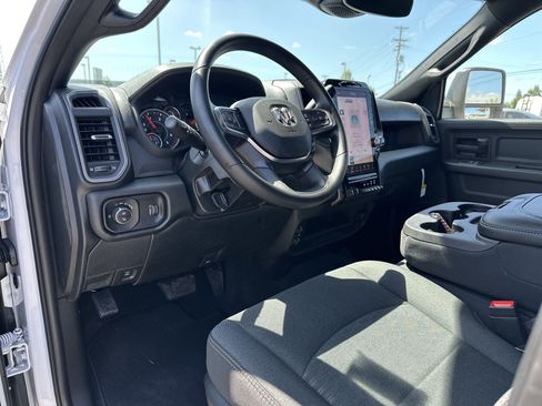 New 2025 RAM 3500 Tradesman image 9