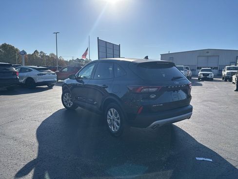 New 2026 Ford Escape Active image 5