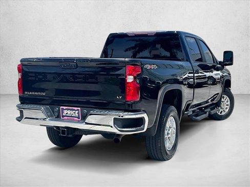 Used 2024 Chevrolet Silverado 2500 LT w/ Convenience Package AWD/4WD image 2