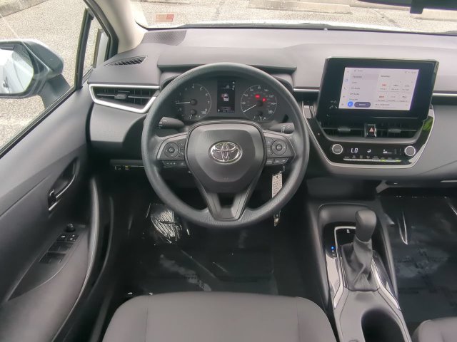 Certified 2025 Toyota Corolla LE FWD image 17