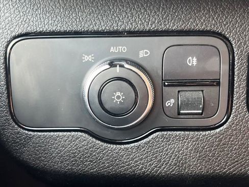 Used 2019 Mercedes-Benz Sprinter 170 image 20