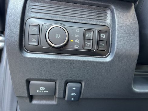 New 2026 Ford F350 Platinum image 15