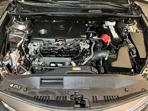 Used 2022 Toyota Camry SE image 21