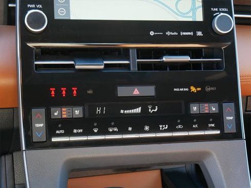 Certified 2020 Toyota Avalon Limited image 20