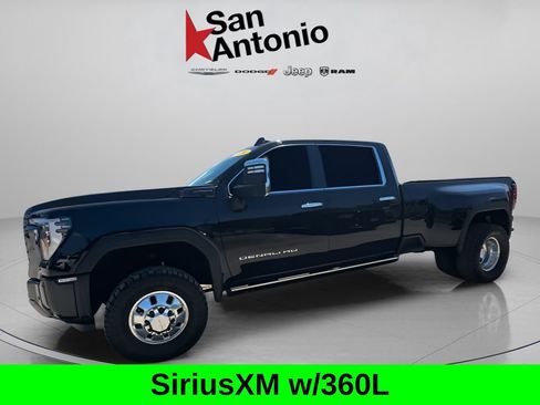 Used 2024 GMC Sierra 3500 Denali Ultimate AWD/4WD image 7