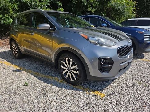 Used 2017 Kia Sportage EX FWD image 3