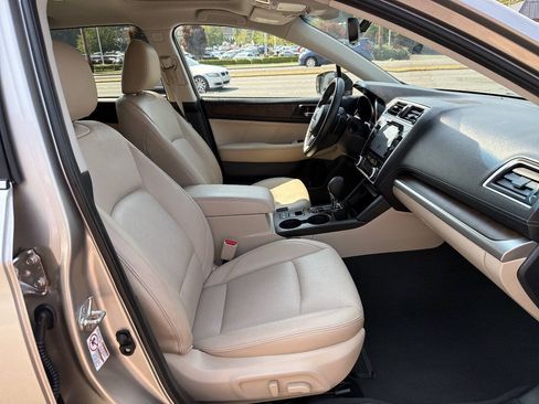 Used 2018 Subaru Outback 2.5i Limited AWD/4WD image 18