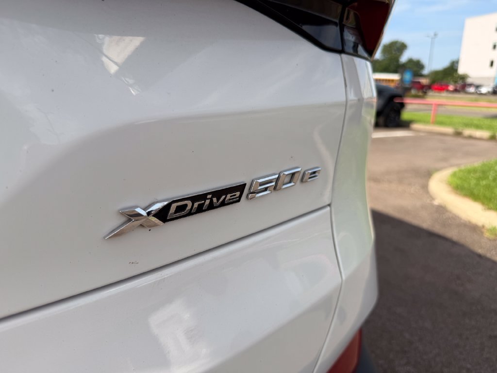 Used 2025 BMW X5 xDrive50e AWD/4WD image 15