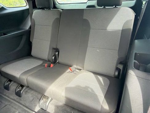 Used 2020 Chevrolet Traverse LT w/ LPO, Floor Liner Package AWD/4WD image 6