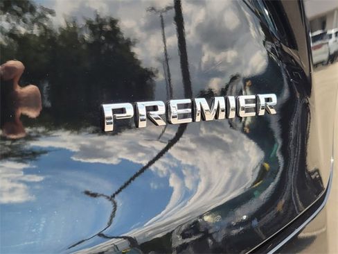 Used 2025 Chevrolet Blazer Premier w/ Driver Confidence II Package image 19