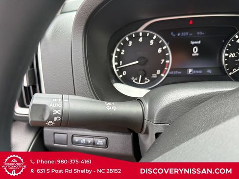 Certified 2025 Nissan Frontier SV RWD image 26