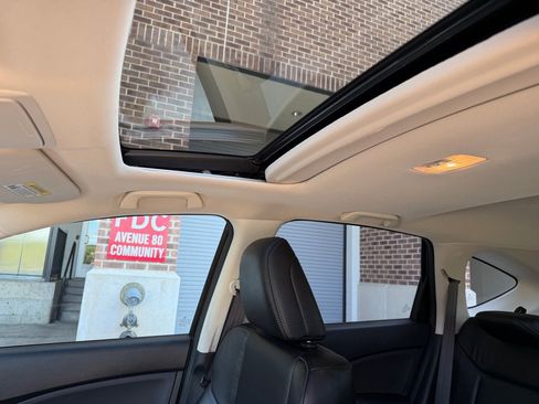 Used 2015 Honda CR-V Touring image 9