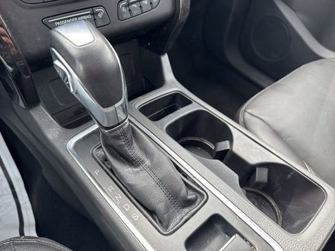 Used 2018 Ford Escape Titanium AWD/4WD image 16