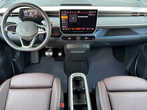 New 2025 Volkswagen ID. Buzz Pro S image 13