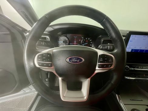 Used 2023 Ford Explorer Limited RWD image 15