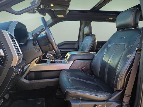 Used 2015 Ford F150 Platinum w/ Equipment Group 701A Luxury image 14