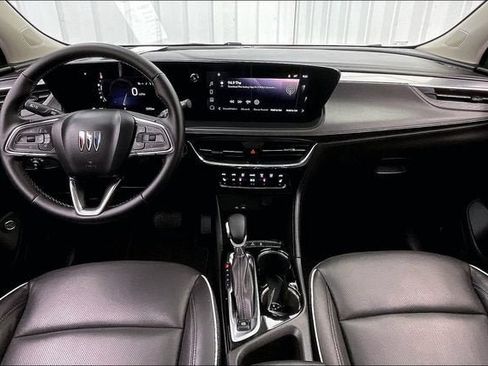 Certified 2025 Buick Encore GX Avenir w/ Avenir Convenience Package AWD/4WD image 14