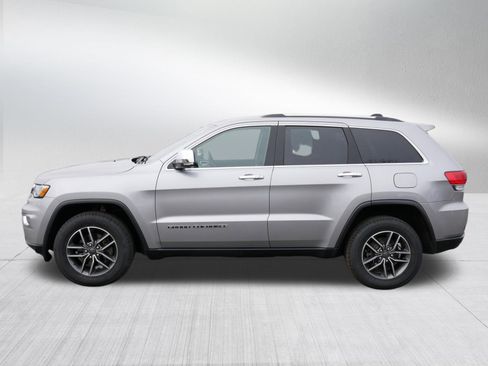 Used 2019 Jeep Grand Cherokee Limited image 4