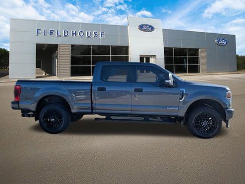 Used 2022 Ford F250 XLT w/ Black Appearance Package AWD/4WD image 12