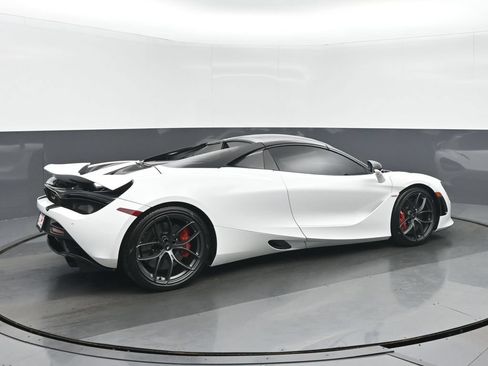 Used 2020 McLaren 720S Performance RWD image 3