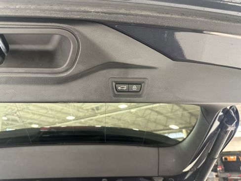 Used 2022 BMW X5 xDrive45e image 36