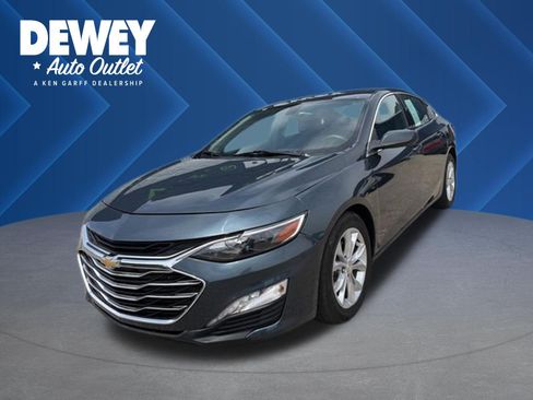 Used 2020 Chevrolet Malibu LT FWD image 1
