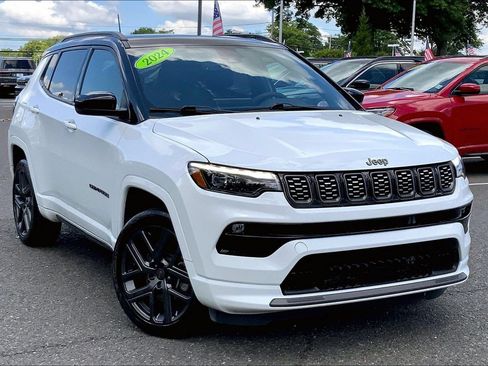 Certified 2024 Jeep Compass Limited w/ High Altitude Package AWD/4WD image 2