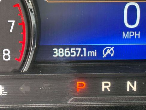 Used 2023 Ford Explorer XLT w/ Equipment Group 202A image 26