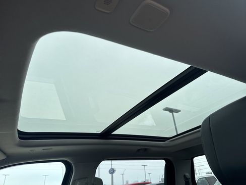 Used 2022 Toyota Tundra Limited image 5