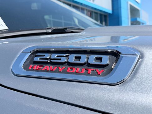 Used 2024 RAM 2500 Laramie AWD/4WD image 10