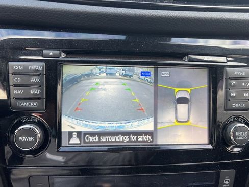 Used 2017 Nissan Rogue Sport SL w/ SL Premium Package image 32