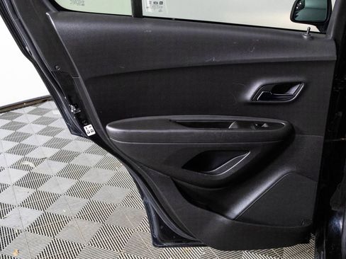 Used 2020 Chevrolet Trax LS w/ Tint and Cruise Package image 34