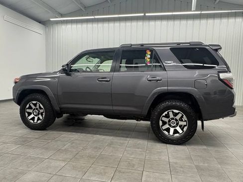Used 2019 Toyota 4Runner TRD Off-Road Premium AWD/4WD image 6